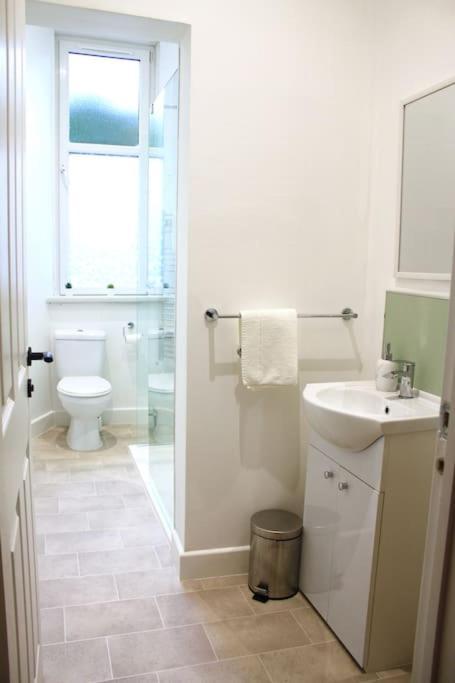 Flat 12A - Central, Modern, Bright Apartment With Free Wifi Oban Exterior photo